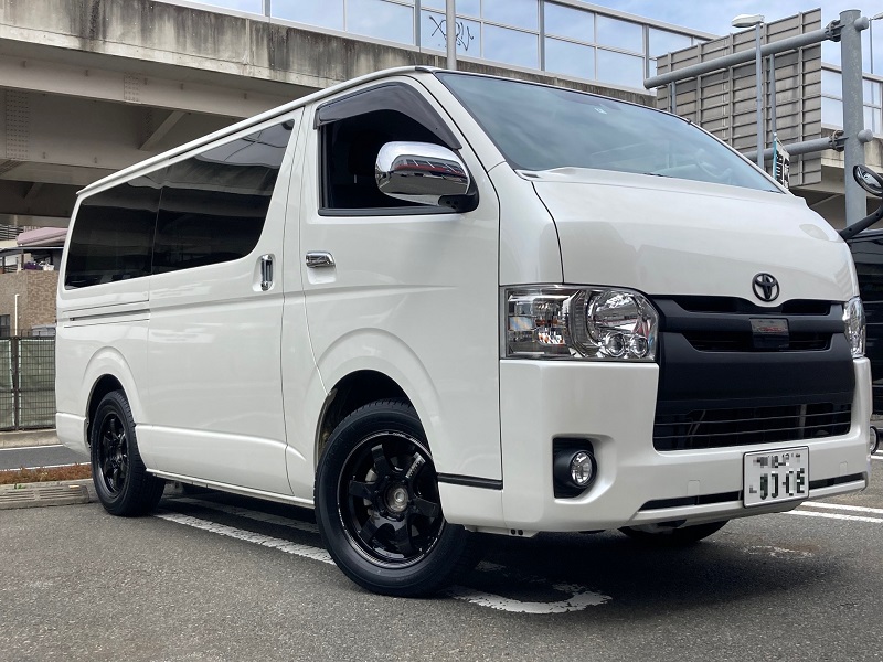 ２００系ハイエース×ＲＡＹＳ ＴＥ３７ＳＢ 17インチ取付 | スーパー